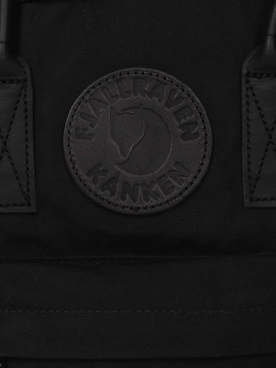FJÄLLRÄVEN Sac à Dos Fjällräven Kanken N°2 Mini Black 6 FJÄLLRÄVEN Sac à Dos Fjällräven Kanken N°2 Mini Black – Image 4