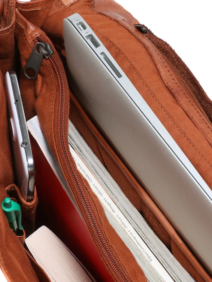 Cartable Ordinateur Bear Design Cow Lavato Guus 15.6 Pouces 11 Cartable Ordinateur Bear Design Cow Lavato Guus 15.6 Pouces – Image 9