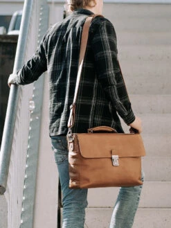 Serviette Ordinateur The Chesterfield Brand Lisbon Linz 15.6 Pouces -Sac et Style Boutique sac ordinateur the chesterfield brand 800869z